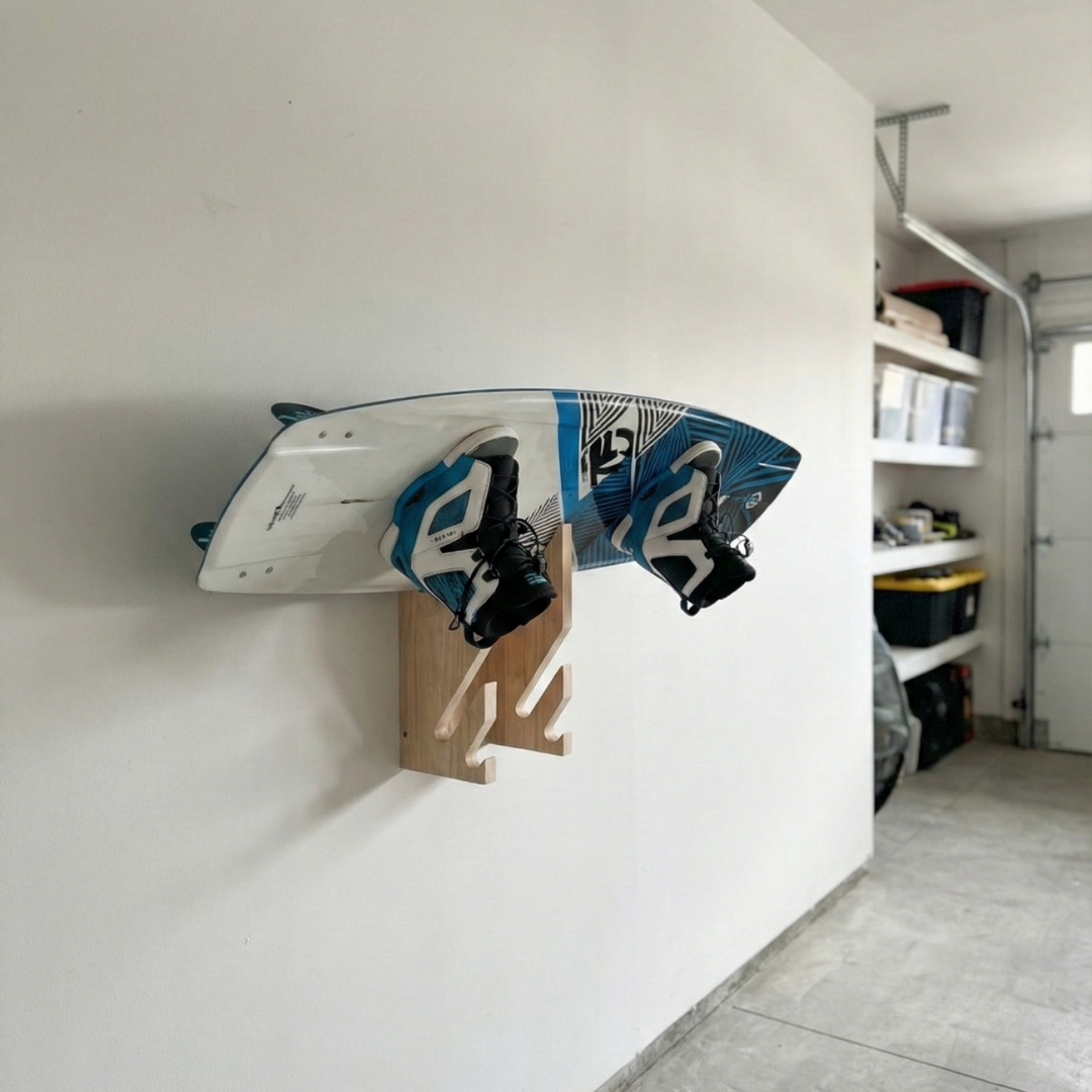 Supporto da parete per 2 wakeboard