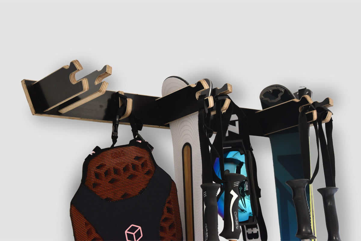 Rastrelliera per 3 paia di sci