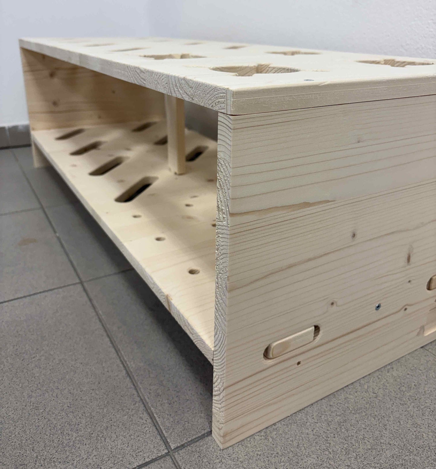 Supporto in legno combinato per sci e bastoncini - Naturale