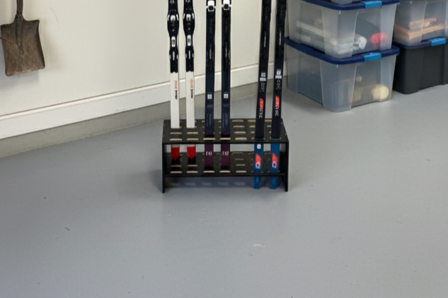 Portasci in legno per 14 paia di sci da fondo