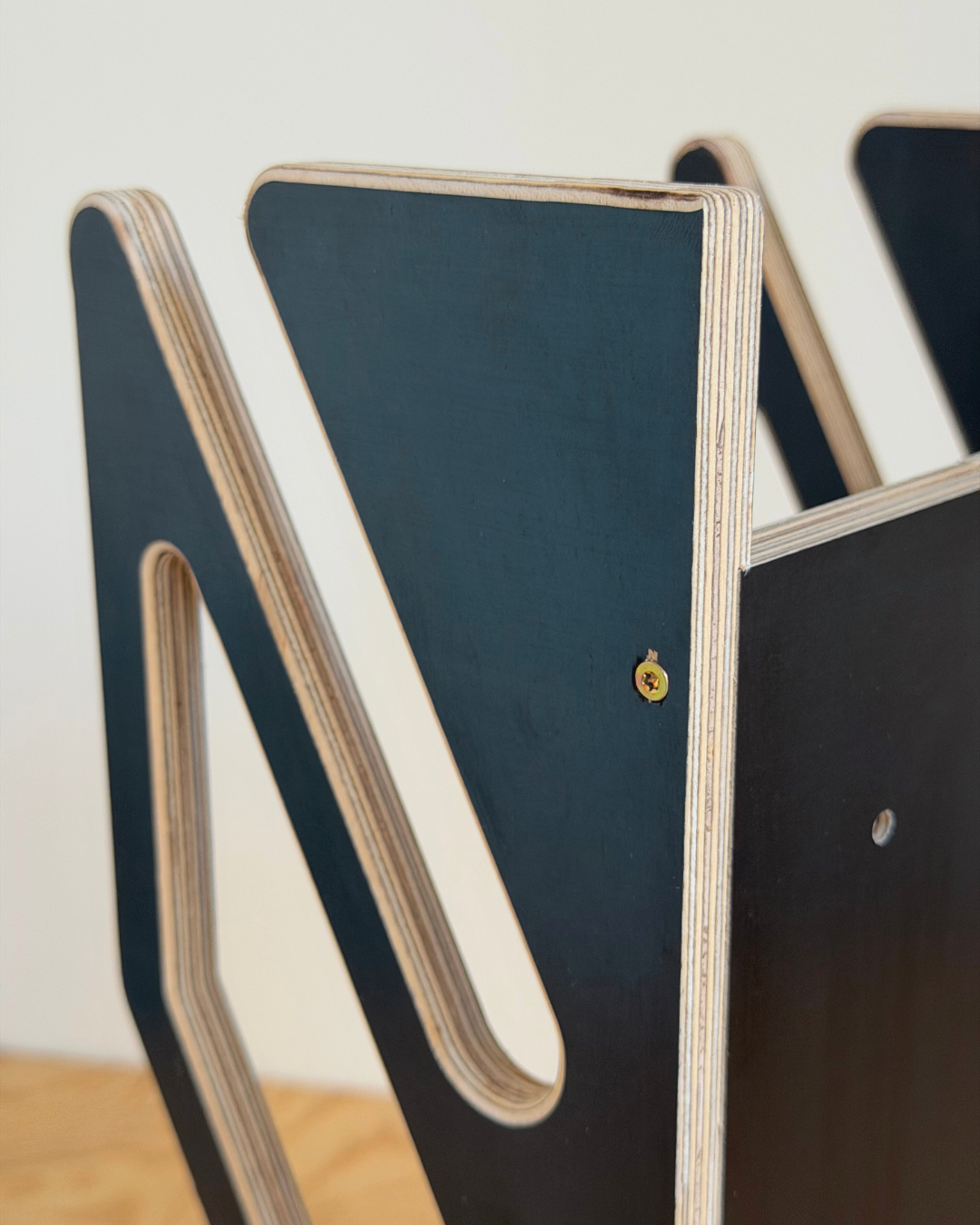 Supporto da parete nero per 2 skateboard